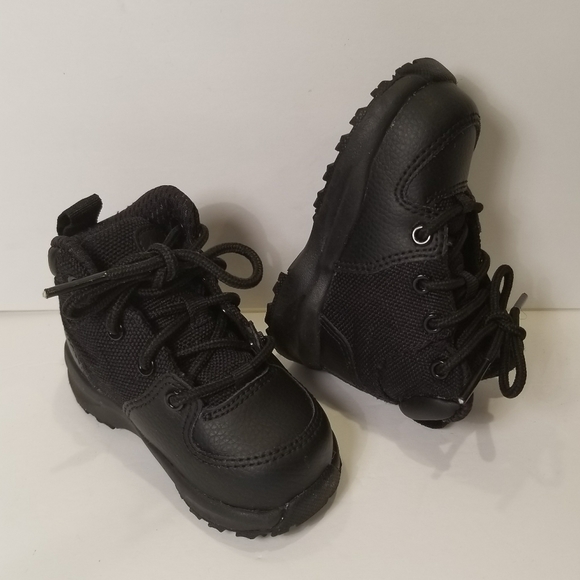 Nike Other - Black Nike baby sneaker